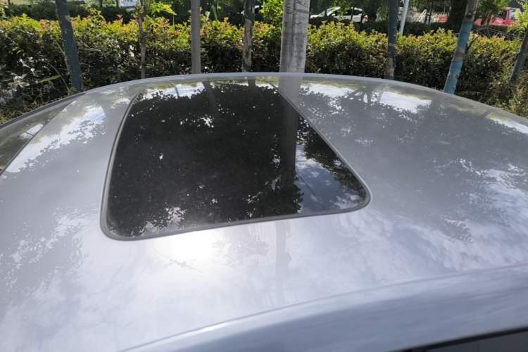 Used Chevrolet Monza 2022 320 Automatic Enjoyment Sunroof Version Roof