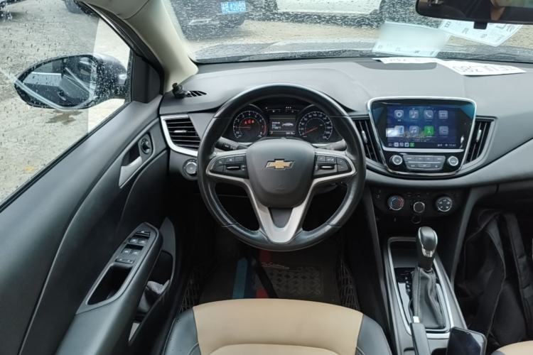 Used Chevrolet Monza 2022 320 Automatic Enjoyment Sunroof Version Steering Wheel