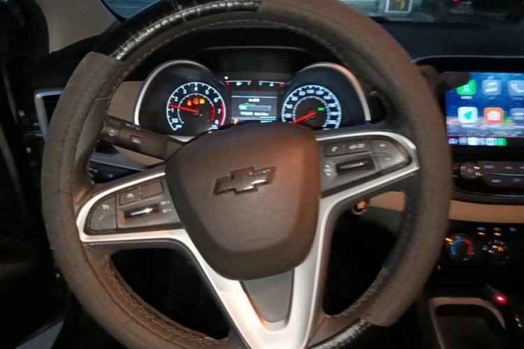 Used Chevrolet Monza 2022 320 Automatic Enjoyment Sunroof Version Steering Wheel