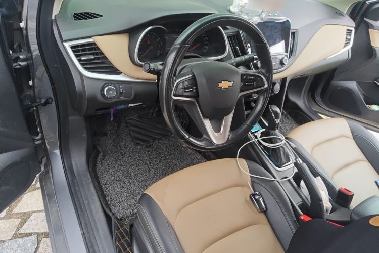 Used Chevrolet Monza 2022 320 Automatic Enjoyment Sunroof Version Steering Wheel