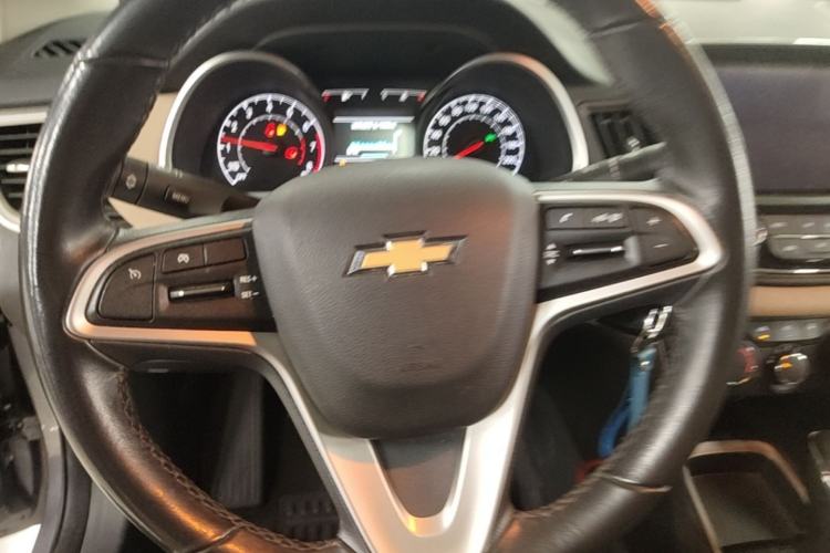 Used Chevrolet Monza 2022 320 Automatic Enjoyment Sunroof Version Steering Wheel