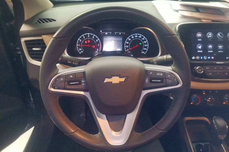 Used Chevrolet Monza 2022 320 Automatic Enjoyment Sunroof Version Steering Wheel