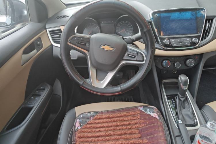 Used Chevrolet Monza 2022 320 Automatic Enjoyment Sunroof Version Steering Wheel