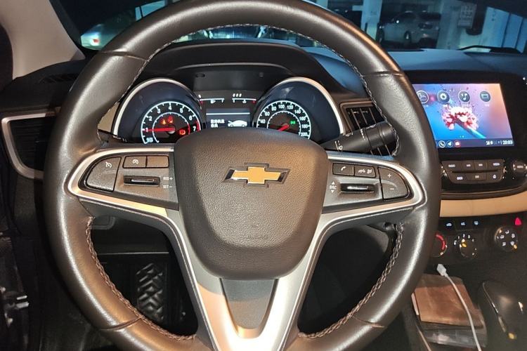 Used Chevrolet Monza 2022 320 Automatic Enjoyment Sunroof Version Steering Wheel