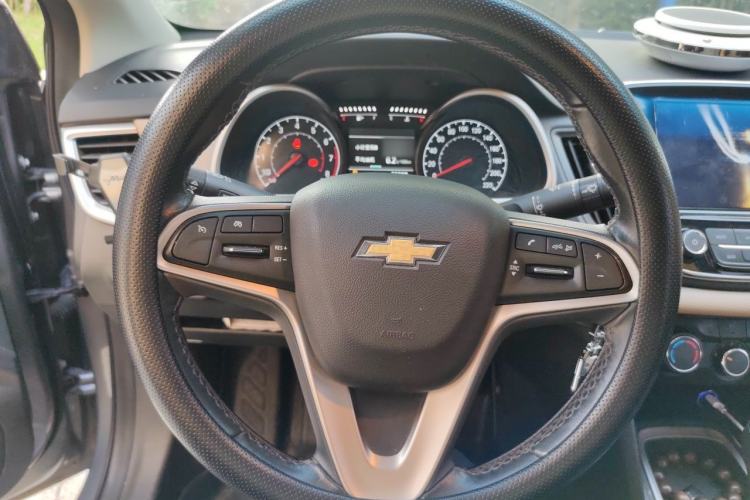 Used Chevrolet Monza 2022 320 Automatic Enjoyment Sunroof Version Steering Wheel