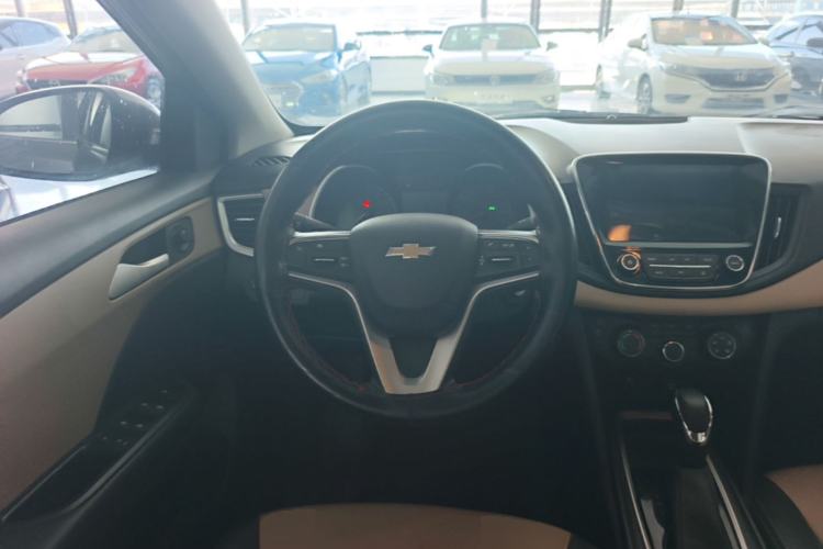 Used Chevrolet Monza 2022 320 Automatic Enjoyment Sunroof Version Steering Wheel