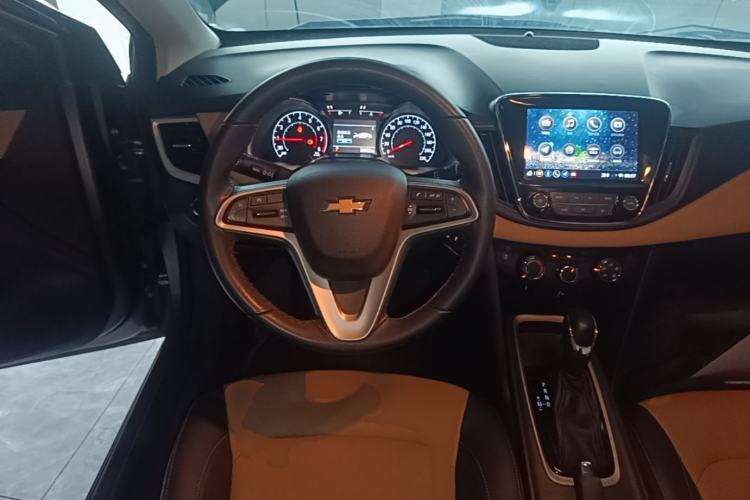 Used Chevrolet Monza 2022 320 Automatic Enjoyment Sunroof Version Steering Wheel