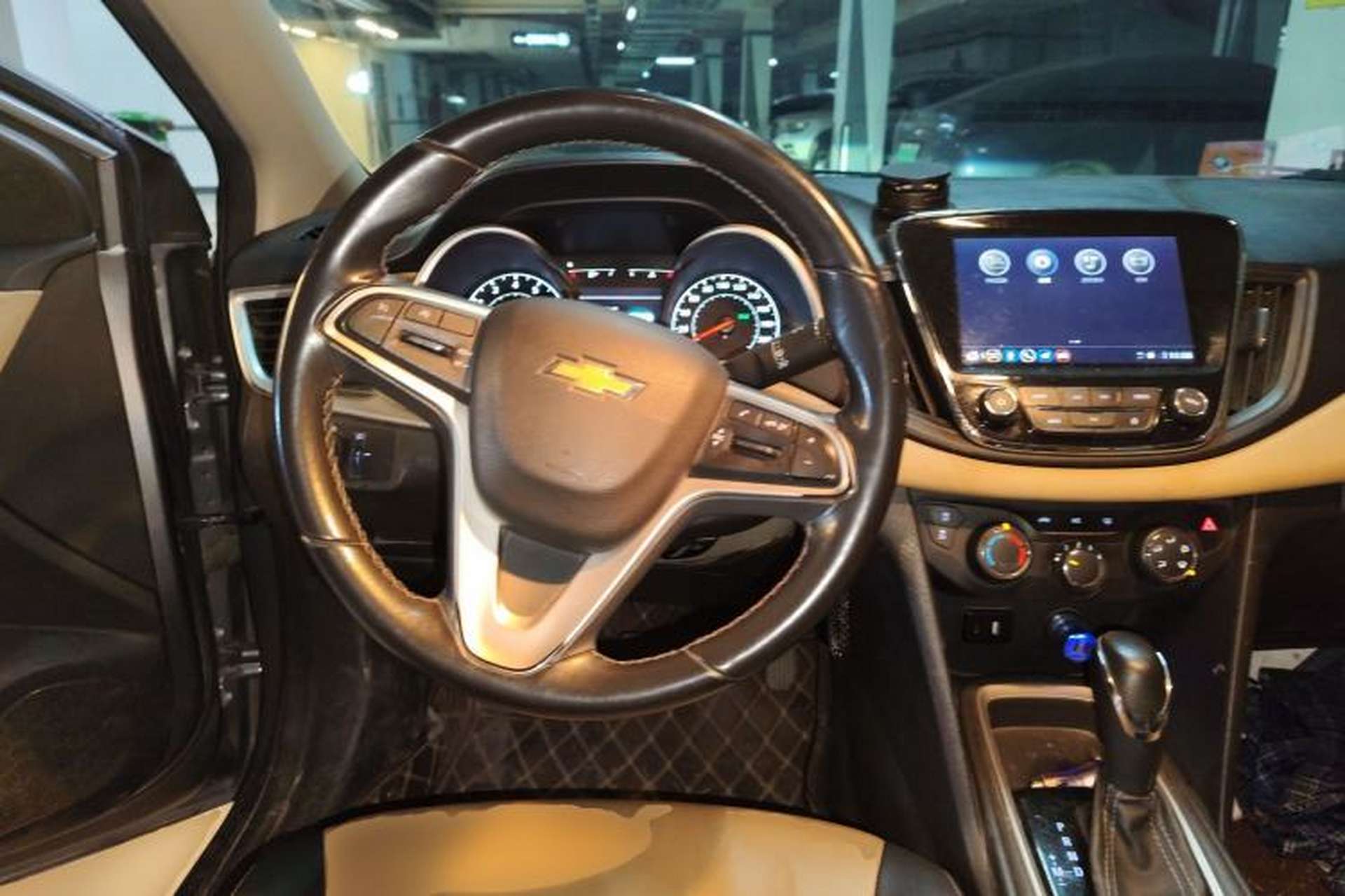 Used Chevrolet Monza 2022 320 Automatic Enjoyment Sunroof Version Steering Wheel