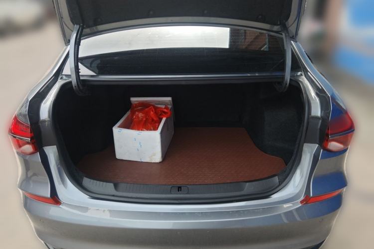 Used Chevrolet Monza 2022 Light Hybrid RS 330T Automatic Comfort Edition Trunk