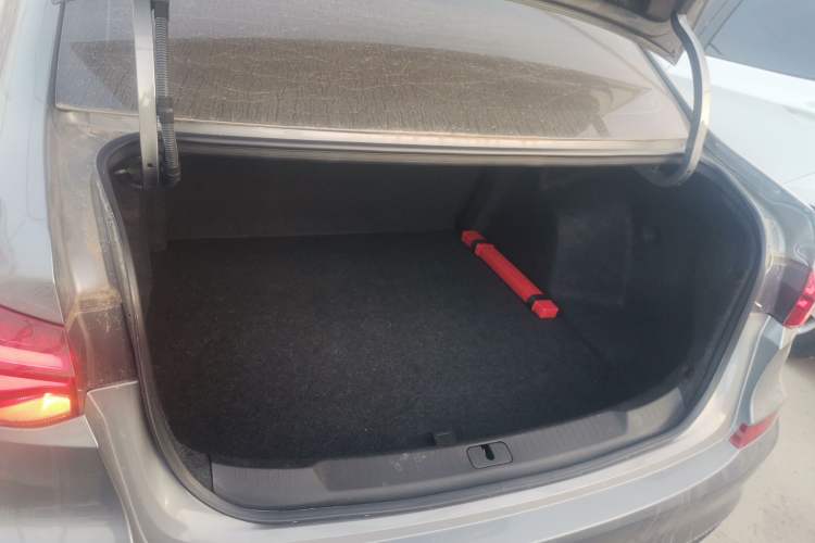 Used Chevrolet Monza 2022 320 Automatic Enjoyment Sunroof Version Trunk