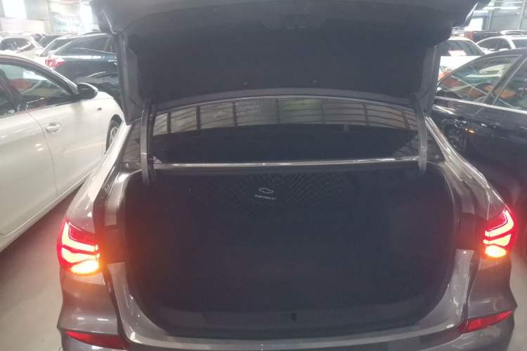 Used Chevrolet Monza 2022 320 Automatic Enjoyment Sunroof Version Trunk