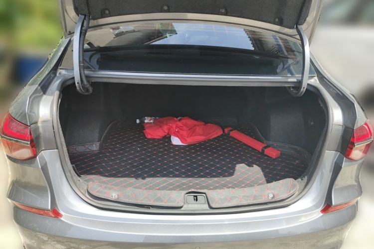 Used Chevrolet Monza 2022 Light Hybrid RS 330T Automatic Comfort Edition Trunk