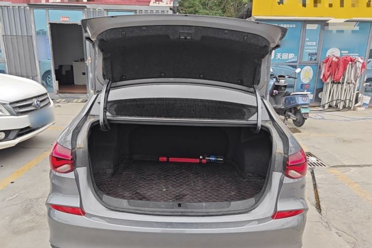 Used Chevrolet Monza 2022 320 Automatic Enjoyment Sunroof Version Trunk
