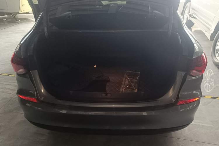 Used Chevrolet Monza 2022 320 Automatic Enjoyment Sunroof Version Trunk