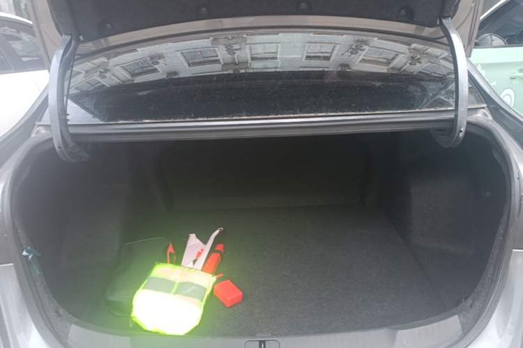 Used Chevrolet Monza 2022 320 Automatic Enjoyment Sunroof Version Trunk
