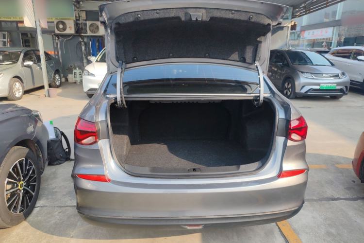Used Chevrolet Monza 2022 320 Automatic Enjoyment Sunroof Version Trunk