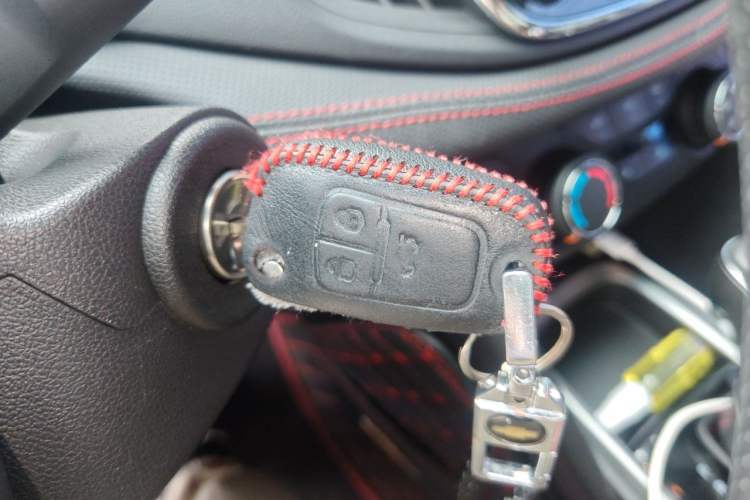 Used Chevrolet Monza 2022 Light Hybrid RS 330T Automatic Comfort Edition Vehicle Key