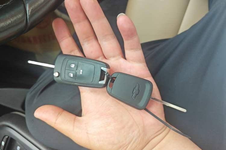 Used Chevrolet Monza 2022 320 Automatic Enjoyment Sunroof Version Vehicle Key