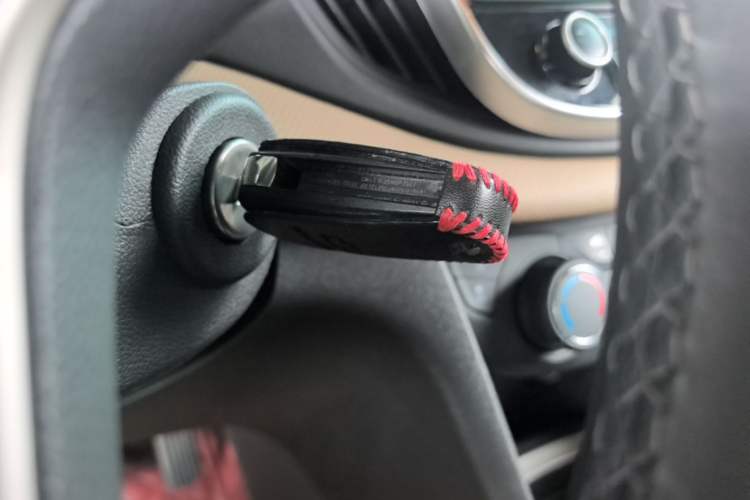 Used Chevrolet Monza 2022 320 Automatic Enjoyment Sunroof Version Vehicle Key