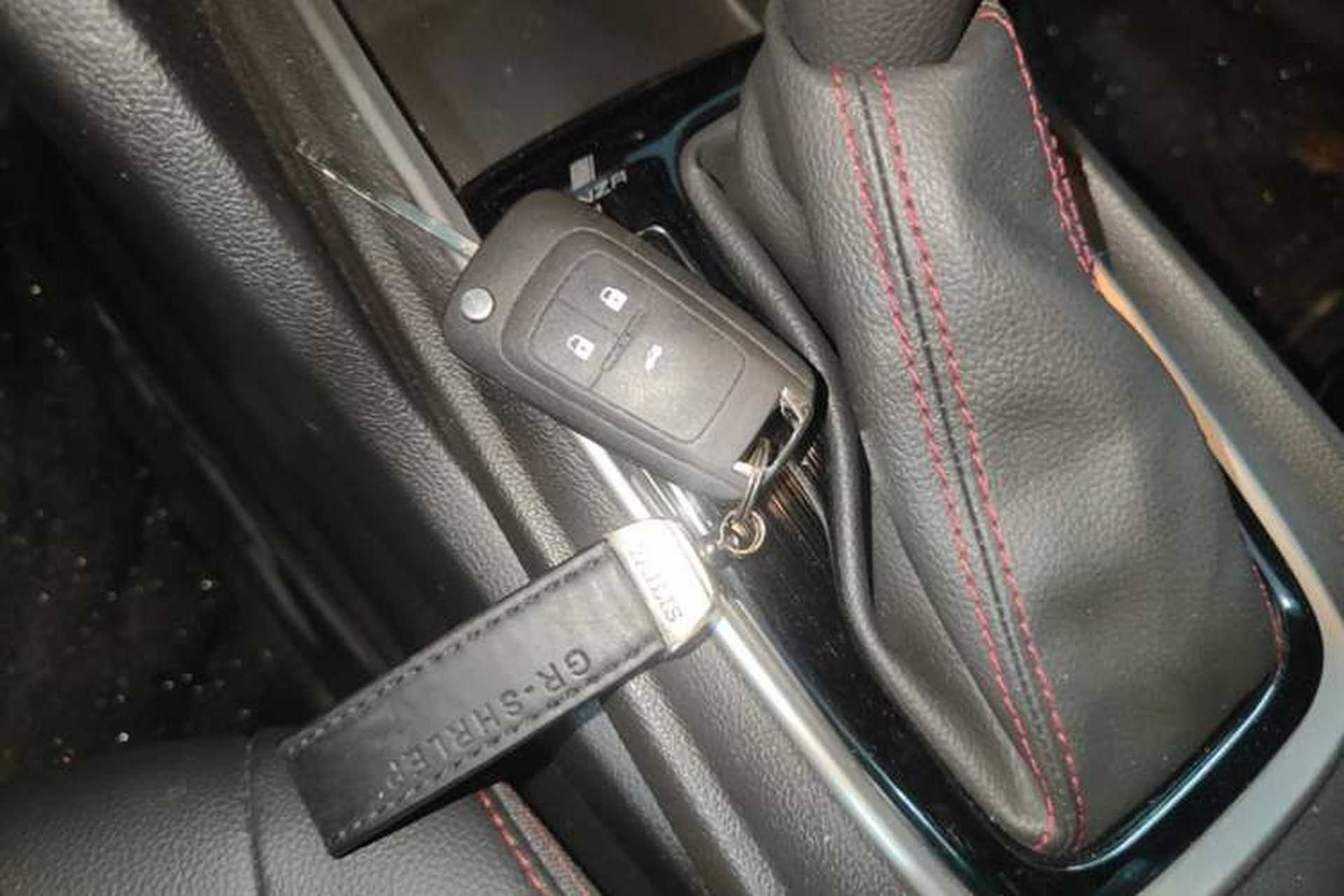 Used Chevrolet Monza 2022 Light Hybrid RS 330T Automatic Comfort Edition Vehicle Key
