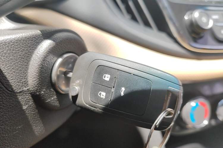 Used Chevrolet Monza 2022 320 Automatic Enjoyment Edition Vehicle Key