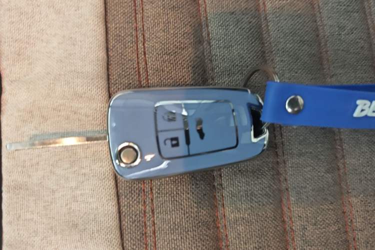 Used Chevrolet Monza 2022 320 Automatic Enjoyment Sunroof Version Vehicle Key