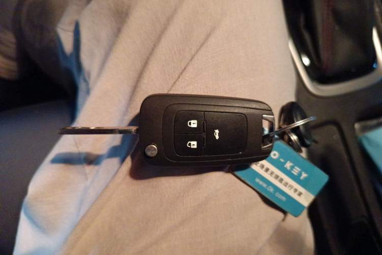 Used Chevrolet Monza 2022 Light Hybrid RS 330T Automatic Comfort Edition Vehicle Key
