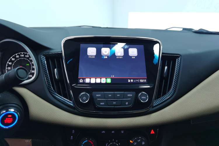 Used Chevrolet Monza 2022 320 Automatic Enjoyment Edition Audio And AC Panel