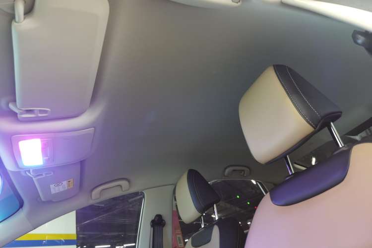 Used Chevrolet Monza 2022 320 Automatic Enjoyment Edition Headliner