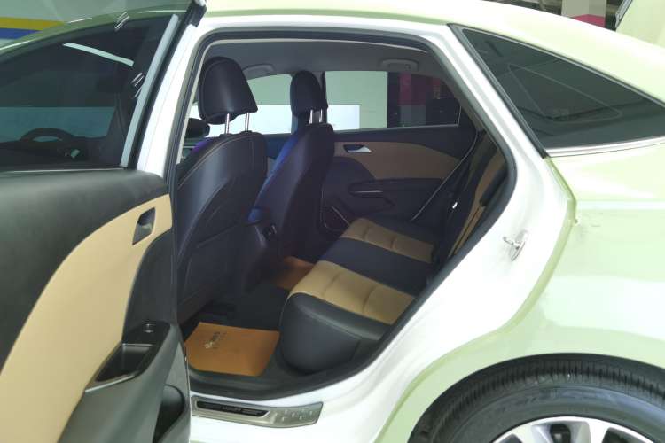 Used Chevrolet Monza 2022 320 Automatic Enjoyment Edition Right Rear Seat