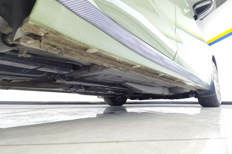 Used Chevrolet Monza 2022 320 Automatic Enjoyment Edition Right Side Sill
