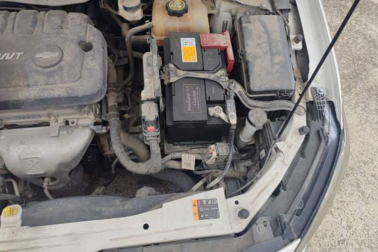 Used Chevrolet Monza 2022 320 Automatic Enjoyment Sunroof Version Engine Bay Left