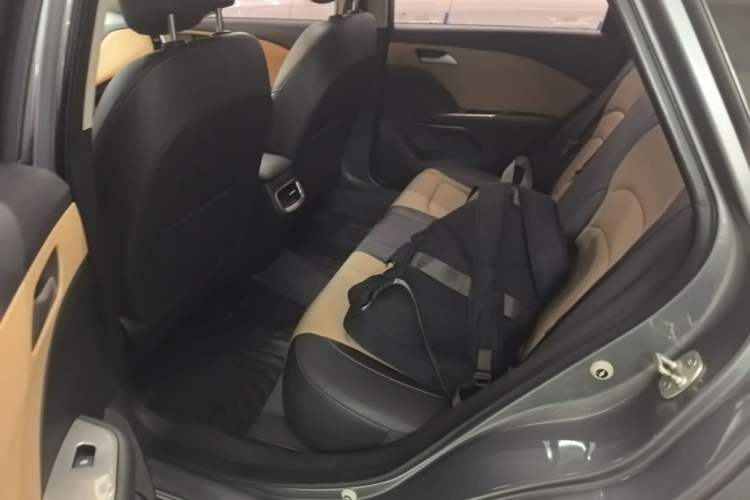 Used Chevrolet Monza 2022 320 Automatic Enjoyment Sunroof Version Left Rear Seat