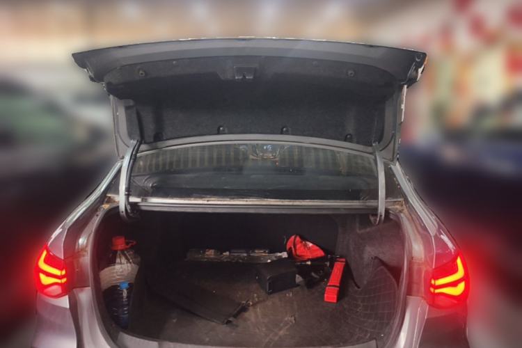 Used Chevrolet Monza 2022 320 Automatic Enjoyment Sunroof Version Trunk