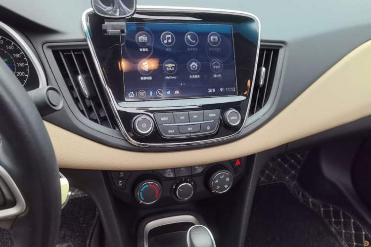 Used Chevrolet Monza 2022 320 Automatic Enjoyment Sunroof Version Audio And AC Panel