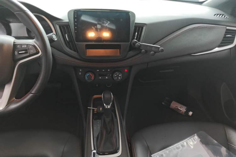 Used Chevrolet Monza 2022 Light Hybrid RS 330T Automatic Comfort Edition Audio And AC Panel