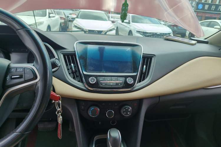 Used Chevrolet Monza 2022 320 Automatic Enjoyment Edition Audio And AC Panel