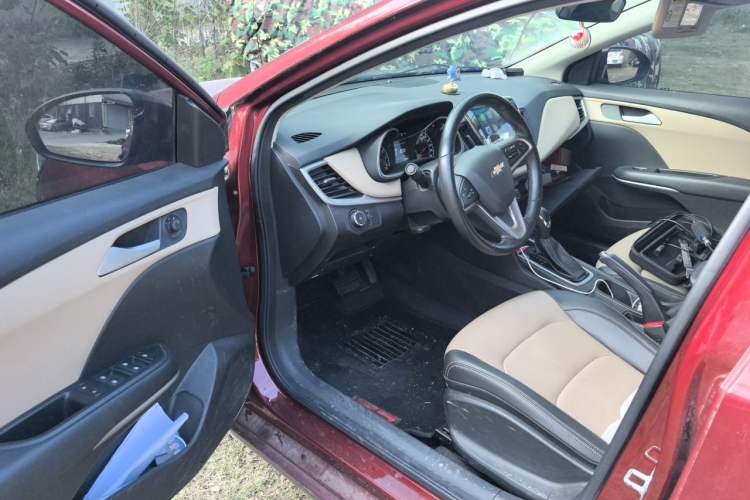 Used Chevrolet Monza 2022 320 Automatic Enjoyment Sunroof Version Driver Seat