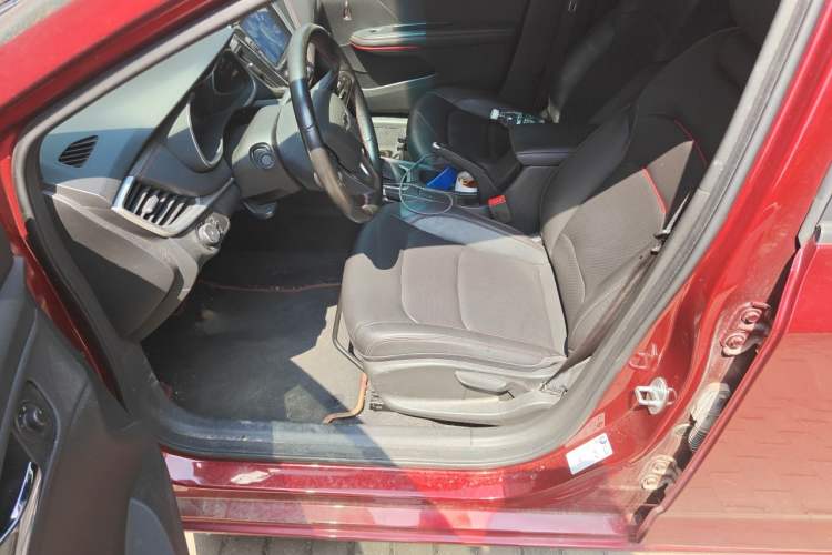 Used Chevrolet Monza 2022 Light Hybrid RS 330T Automatic Comfort Edition Driver Seat