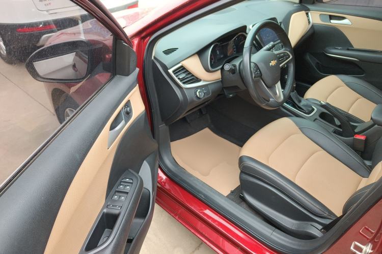 Used Chevrolet Monza 2022 320 Automatic Enjoyment Sunroof Version Driver Seat