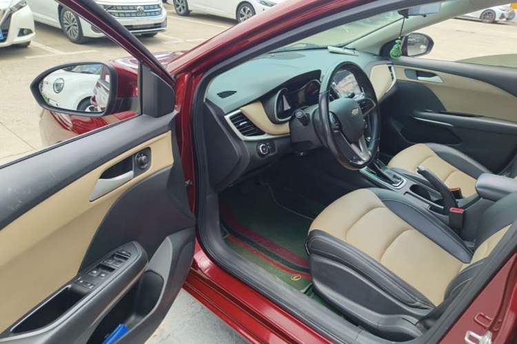 Used Chevrolet Monza 2022 320 Automatic Enjoyment Edition Driver Seat