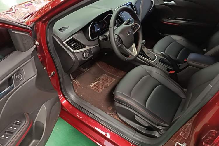 Used Chevrolet Monza 2022 Light Hybrid RS 330T Automatic Comfort Edition Driver Seat