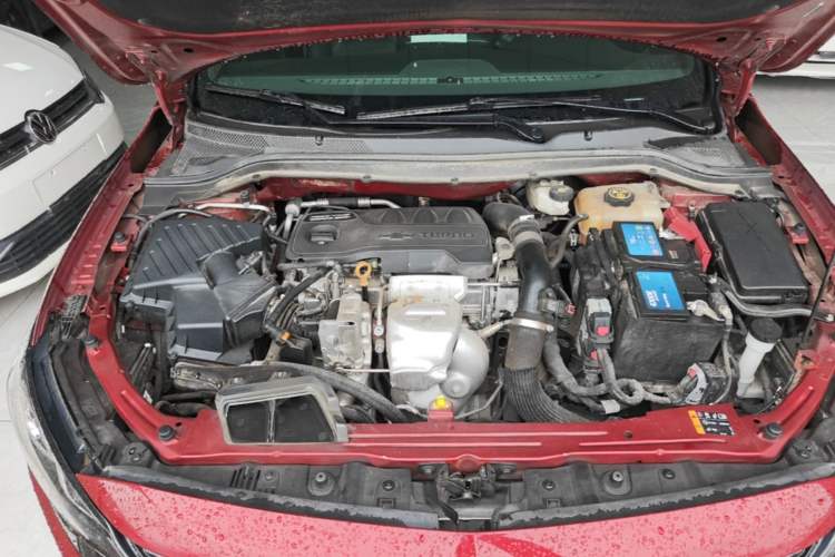 Used Chevrolet Monza 2022 Light Hybrid RS 330T Automatic Comfort Edition Engine Bay