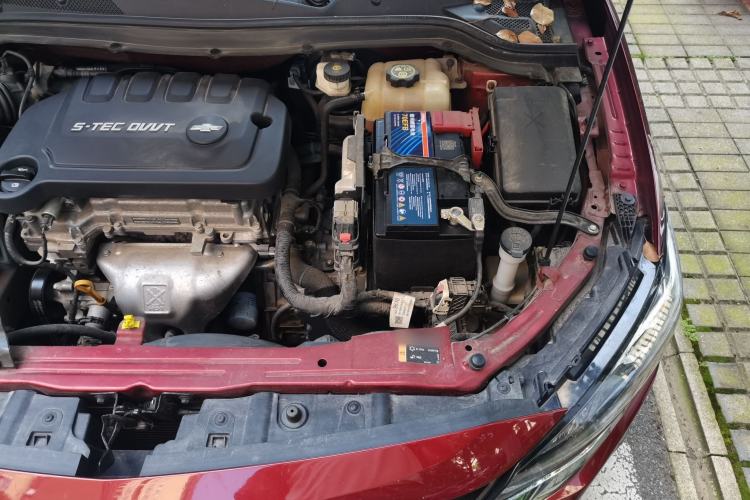 Used Chevrolet Monza 2022 320 Automatic Enjoyment Sunroof Version Engine Bay Left
