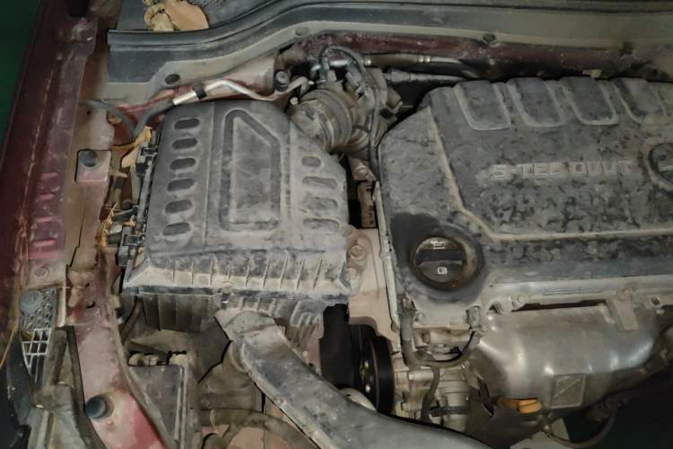 Used Chevrolet Monza 2022 320 Automatic Enjoyment Sunroof Version Engine Bay Right