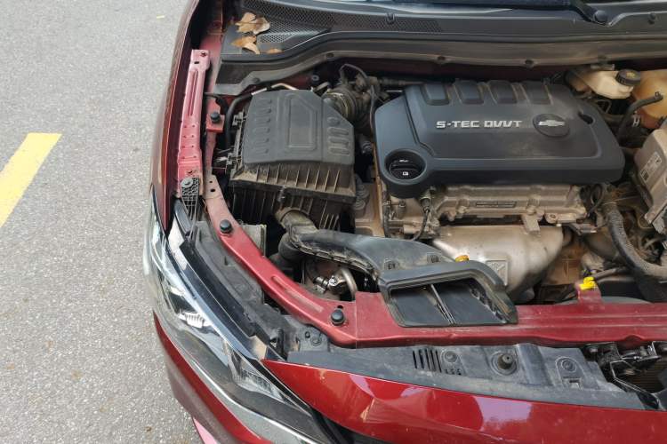 Used Chevrolet Monza 2022 320 Automatic Enjoyment Sunroof Version Engine Bay Right