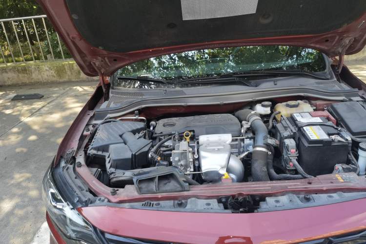 Used Chevrolet Monza 2022 Light Hybrid RS 330T Automatic Comfort Edition Engine Bay Right