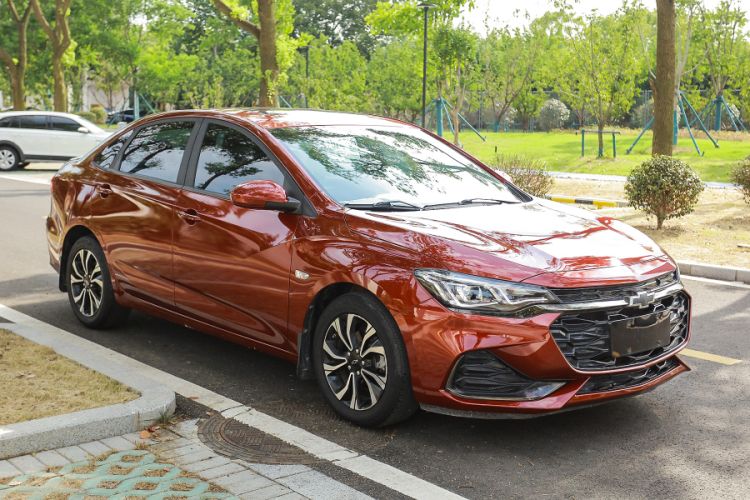 Used Chevrolet Monza 2022 Light Hybrid RS 330T Automatic Comfort Edition Exterior 9