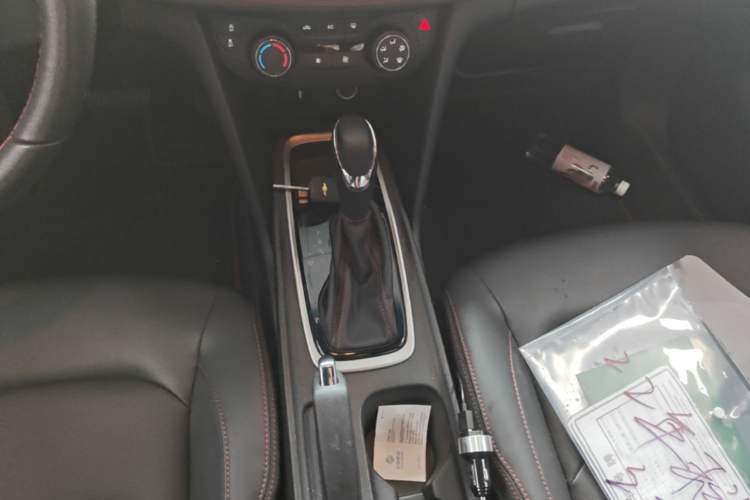 Used Chevrolet Monza 2022 Light Hybrid RS 330T Automatic Comfort Edition Gear Lever