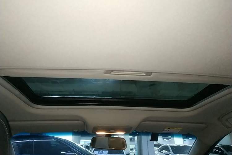 Used Chevrolet Monza 2022 320 Automatic Enjoyment Sunroof Version Headliner